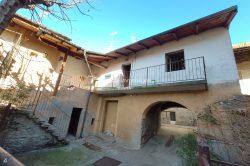 exterior house for sale in historic center above Stresa Vezzo sale real estate ellebi