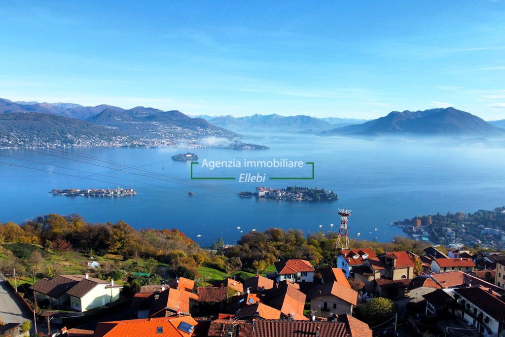 view apartament with lake view terrace Stresa garages real estate ellebi