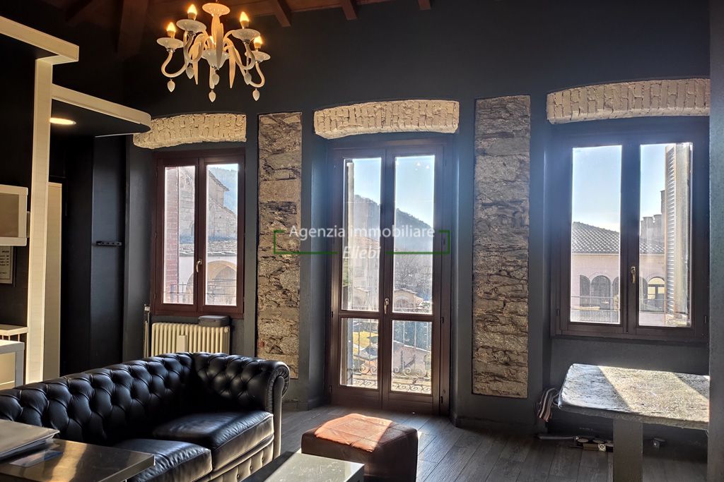 living two-rooms apartment with mezzanine level Carpugnino near Stresa real estate Ellebi